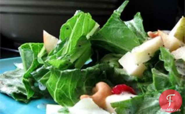 Salată de fructe de iarnă cu sos de mac cu lămâie