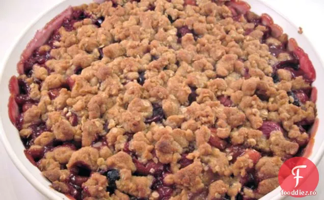 Scorțișoară Cardamom Cherry Crisp