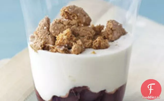 Cherry Și Amaretti Parfaits