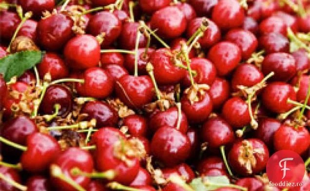 Cina In Seara Asta: Cotlet De Porc Cu Sos De Cireșe