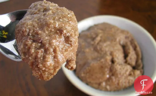 Unt De Migdale Cu Cireșe De Ciocolată