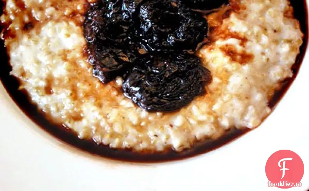 Prune Uscate Înăbușite În Vin De Port