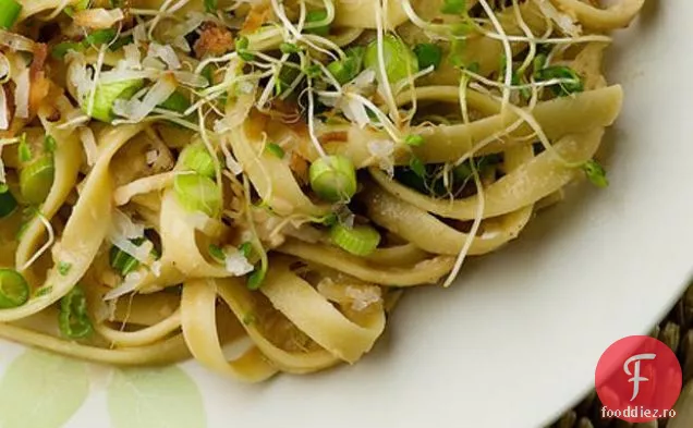 Fidea Picantă De Nucă De Cocos