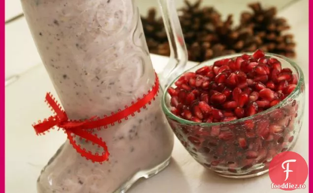 Shake De Nucă De Cocos De Rodie Cu Pene De Cacao