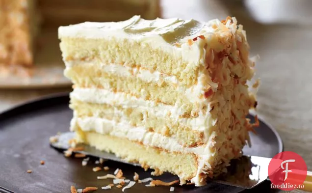 Tort Falnic Cu Strat De Nucă De Cocos