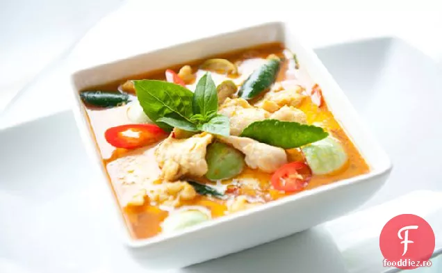 Castron De Tăiței Cu Curry De Nucă De Cocos