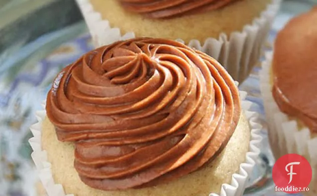 Rețetă de Cupcakes cu vanilie fără Gluten cu glazură de Mocha