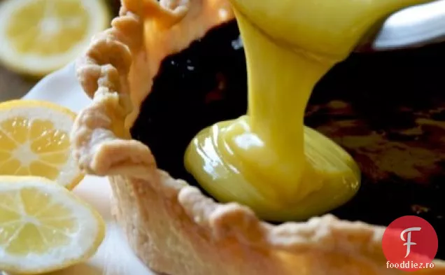Plăcintă cu coajă de lămâie Meyer cu Ganache Espresso