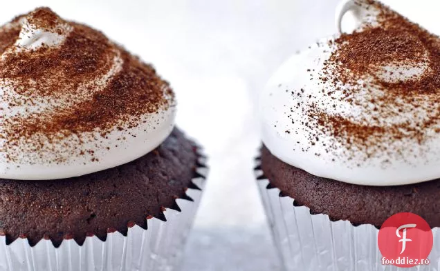 Cupcakes cu mâncare diavolului cu bezea Espresso
