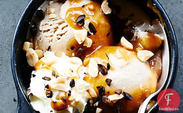 Sundaes de cafea cu Caramel de unt de arahide sărat