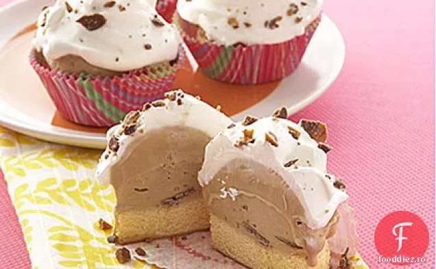 Cupcakes Cu Înghețată De Cafea-Caramel