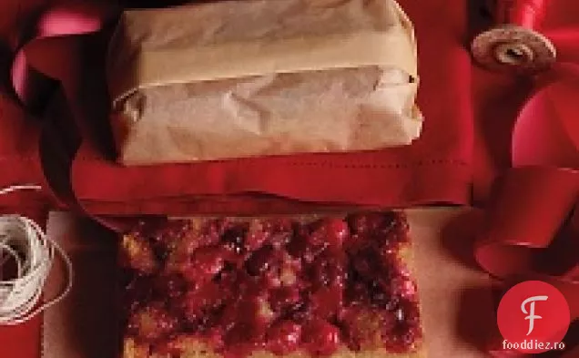 Tort cu capul în jos cu afine-migdale
