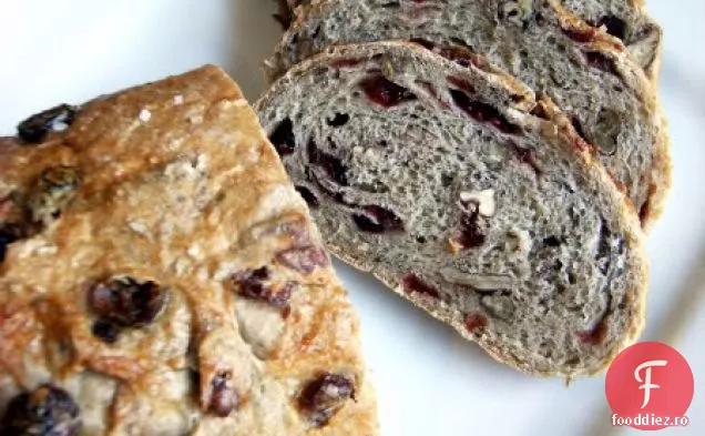 Pâine de secară cu afine-pecan