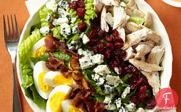 Salată Cobb cu afine