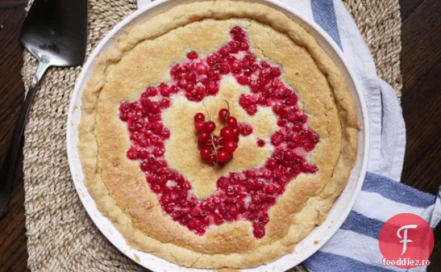 Plăcintă Cu Nucă De Cocos Lipicioasă Cu Coacăze Roșii