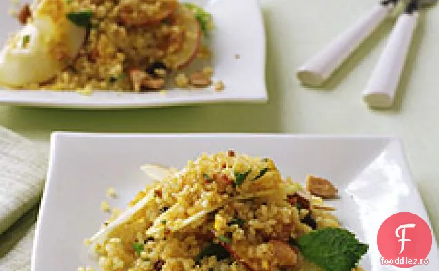 Salată de Quinoa și mere cu pansament Curry