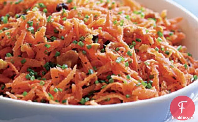 Salată De Morcovi Cu Ulei De Nucă Și Miere