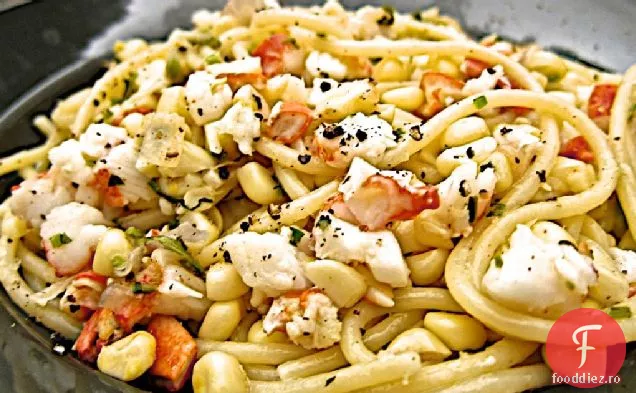 Spaghete frumoase și ușoare și creveți