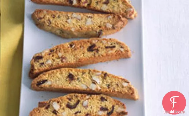Biscotti Din Făină De Porumb Cu Curmale Și Migdale