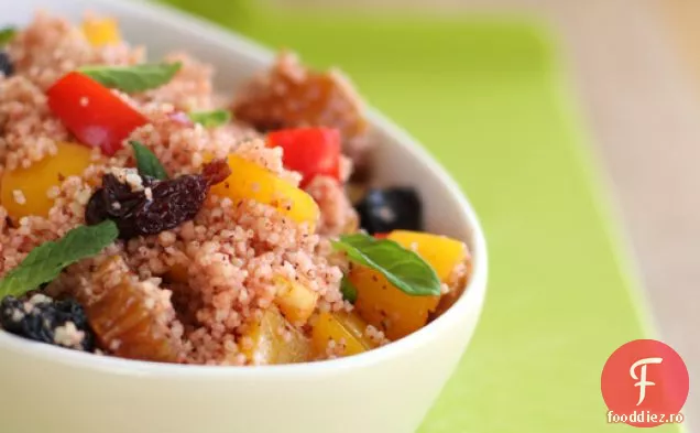 Cous Cous, Sumac, Mentă Și Salată De Curmale