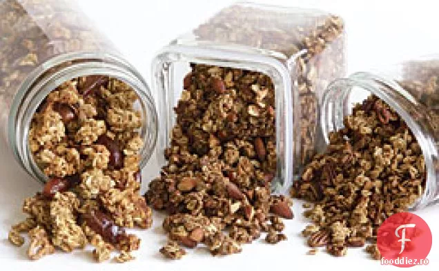 Granola De Nuc De Arțar Cu Curmale