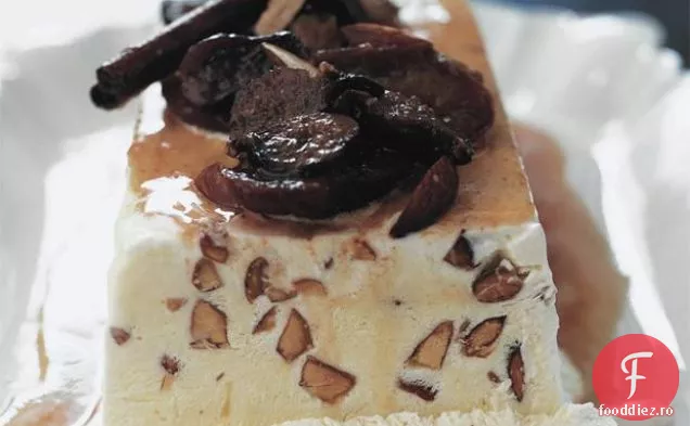 Semifreddo De Migdale Cu Fructe Uscate Și Miere Condimentată