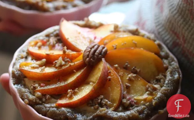 O Piață Farmers Peach Cobbler