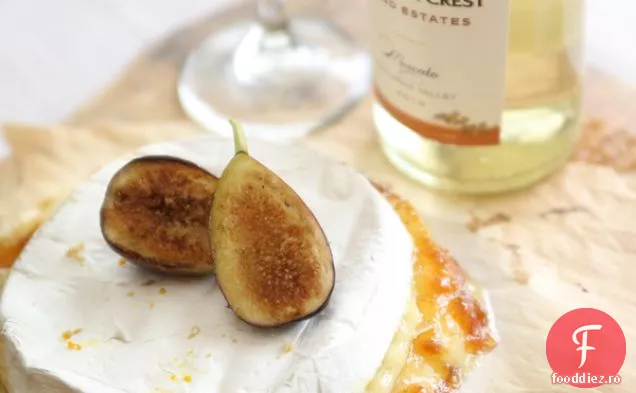 Brie La Cuptor Cu Conserve De Smochine