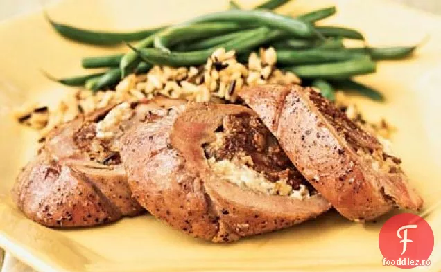 Filet de porc umplut cu smochine și brânză albastră