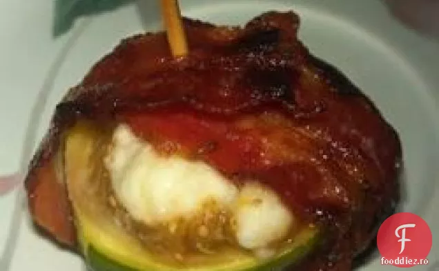 Smochine Cu Brânză De Capră, Nuci Pecan Și Slănină