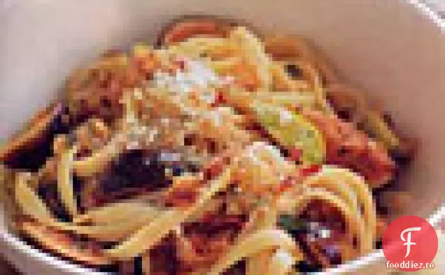 Fettuccine De Ou Cu Smochine, Rozmarin Și Pancetta