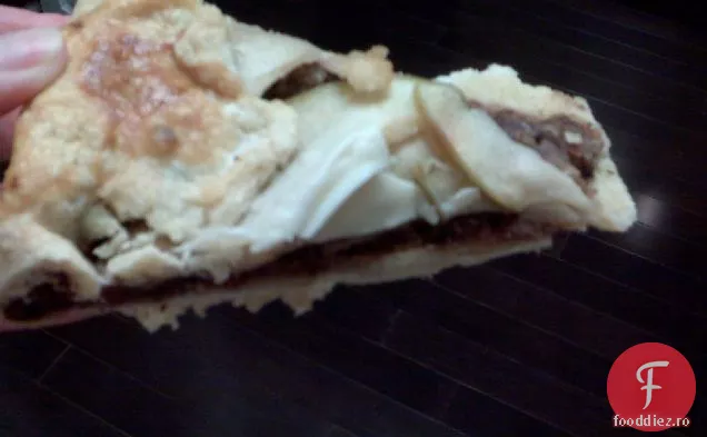 Placă de brânză Crostata (smochine, alune, mere și Pecorino Crost
