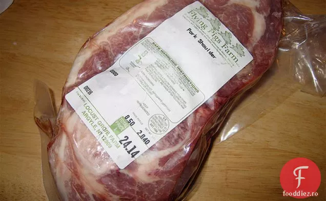 Umăr De Porc Cu Cartofi Albaștri
