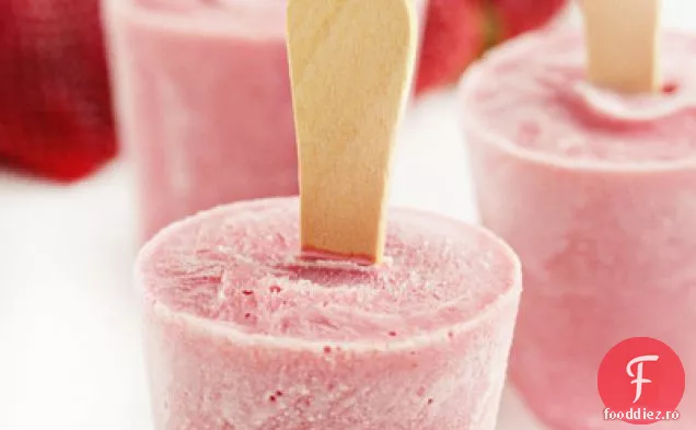 Popsicles cu căpșuni-ricotta