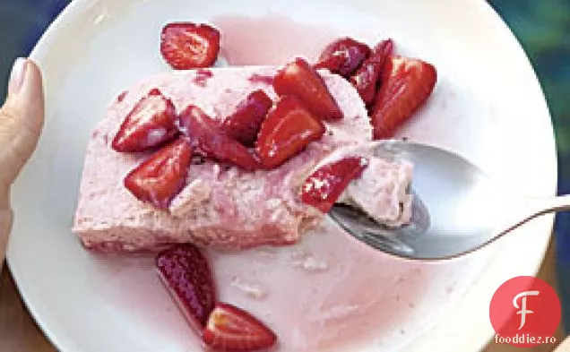 Căpșuni Și Smântână Semifreddo