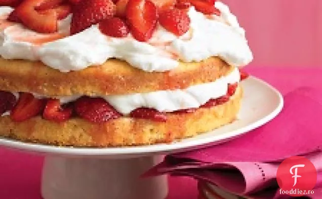 Tort Cu Cremă De Căpșuni