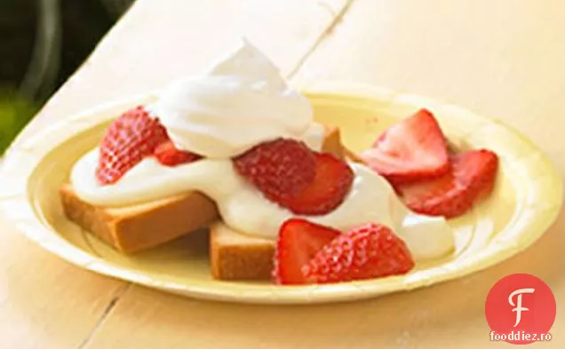 Shortcake Cu Căpșuni În 2 Pași