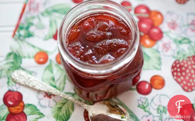Fructe Cu Lingură De Căpșuni