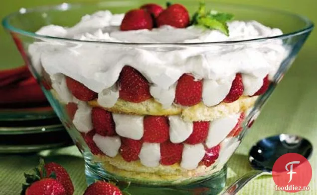 Trifle De Biscuiți Cu Zahăr De Căpșuni