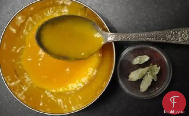 Sos De Mango Cu Cardamom Și Șofran
