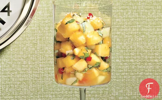 Ananas, miere și Mango cu ghimbir și ierburi proaspete