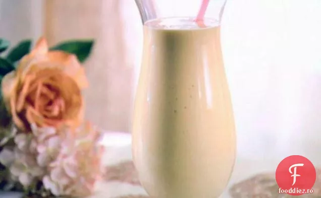 Smoothie Cu Piersici-Mango