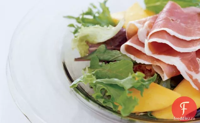 Salată de șuncă de țară și Mango