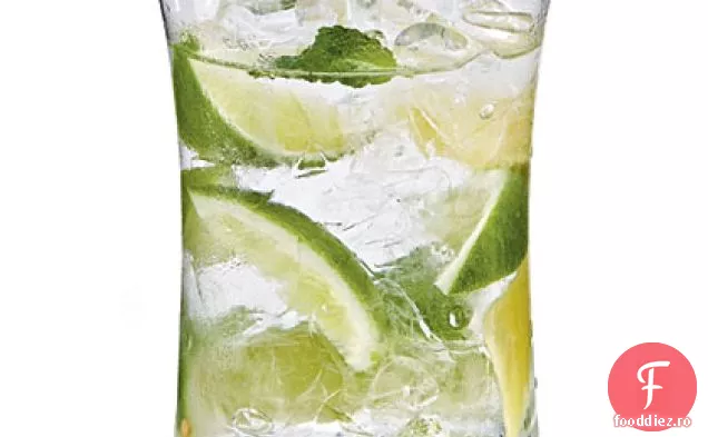 Ananas-Mango Mojito