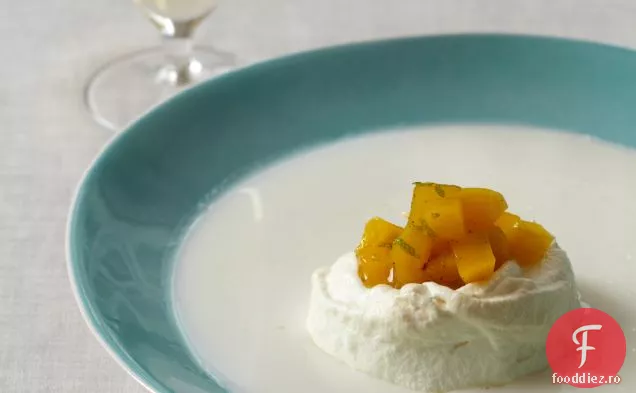 Insulă plutitoare cu lapte de cocos și chutney de Mango