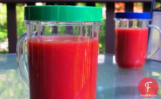 Smoothie de Mango-căpșuni-pepene verde