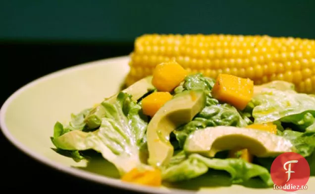 Salată De Mango Și Avocado Cu Sos De Citrice