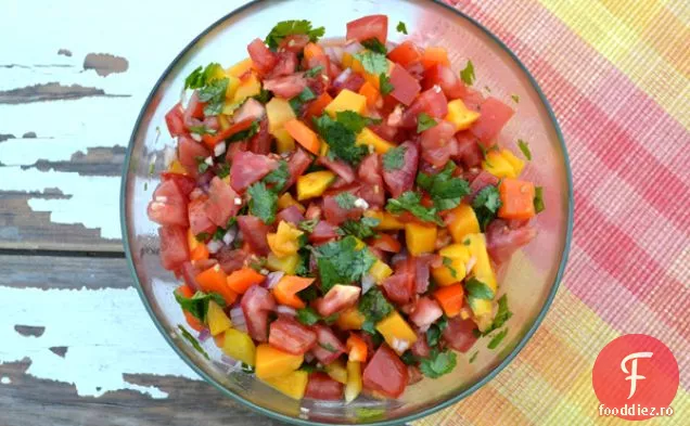 Salsa Proaspătă De Roșii Și Mango