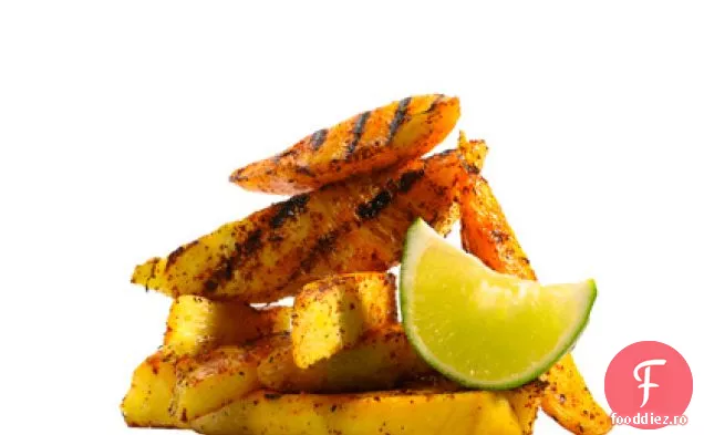 Mango și ananas la grătar cu praf de Chili