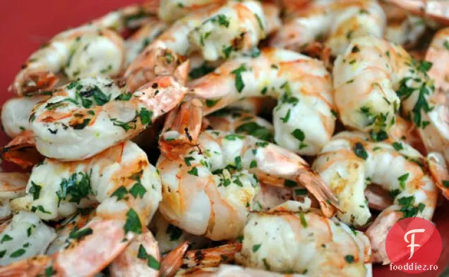 Creveți la grătar cu lămâie, usturoi și pătrunjel